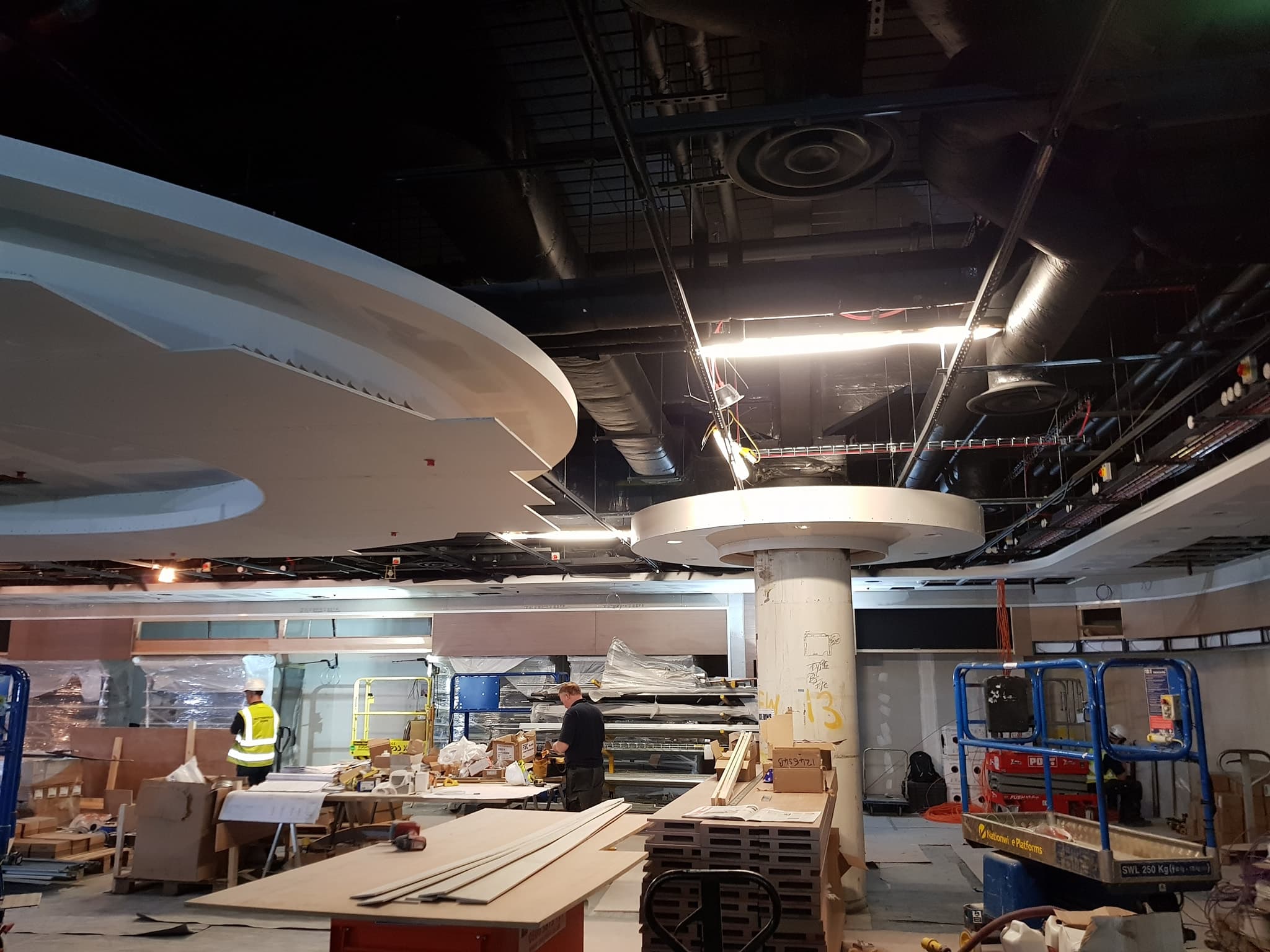 WHSmith Heathrow Airport — MF curved ceiling installation